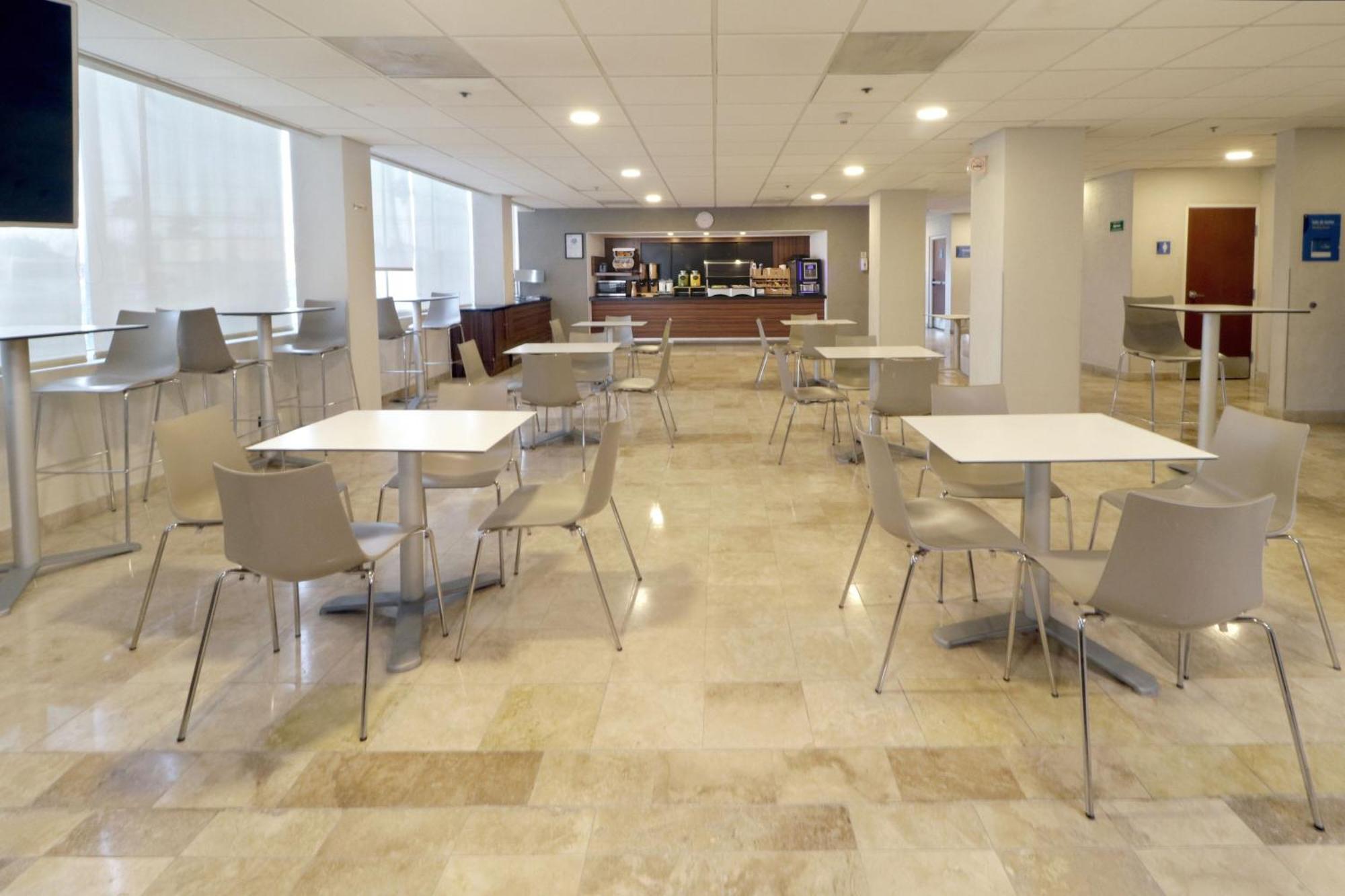 City Express By Marriott Ciudad Del Carmen Extérieur photo